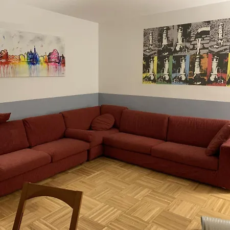 B&s Domus Colosseo Apartment