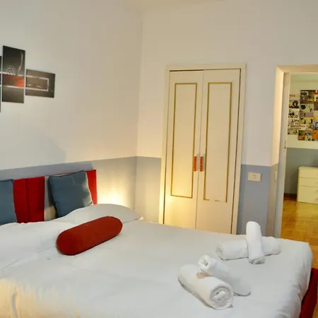 B&s Domus Colosseo Apartment *
