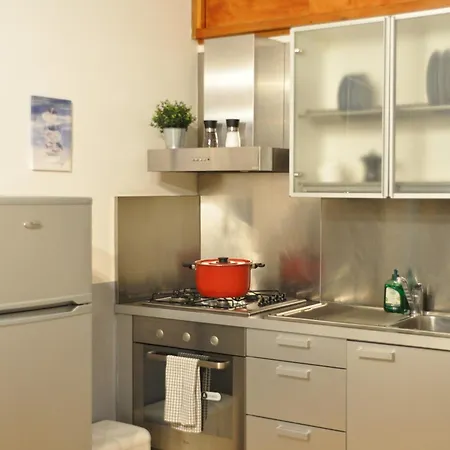 B&s Domus Colosseo Apartment *