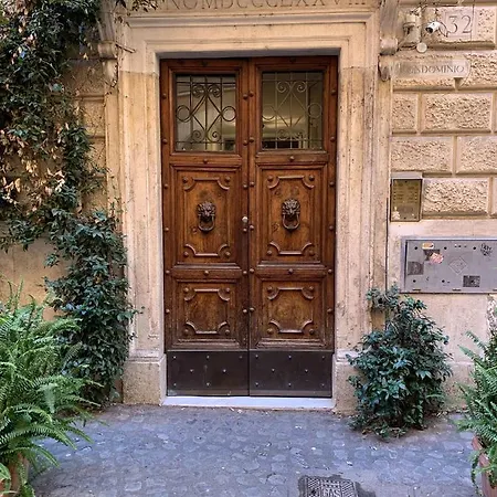 B&s Domus Colosseo * Рим
